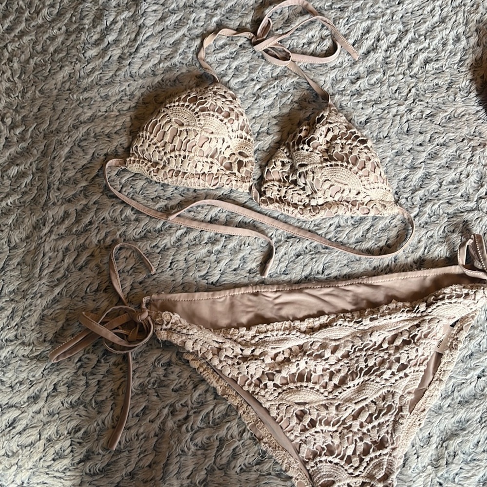 Beige bikini with lace